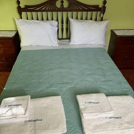 Casa Oliveiras Tatil Evi