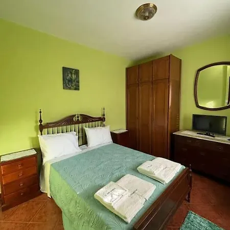 Casa Oliveiras *