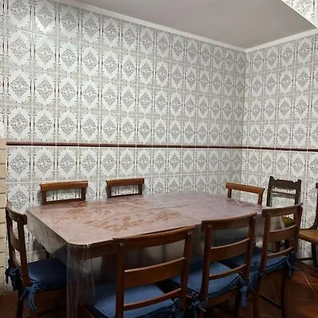 Semesterbostad Casa Oliveiras *