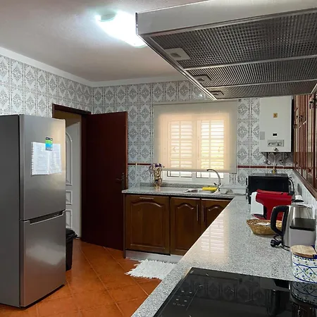 Casa Oliveiras Селорику-ди-Башту