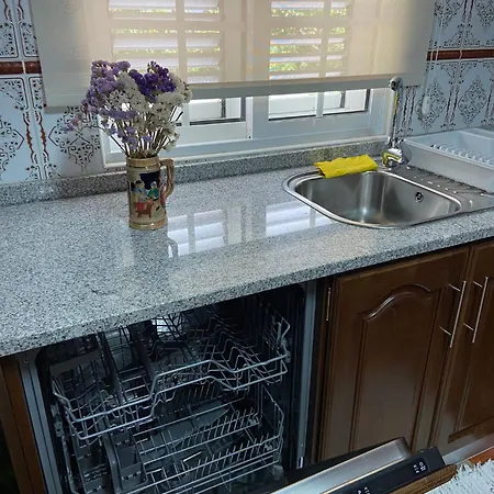 Casa Oliveiras Дом отдыха Селорику-ди-Башту