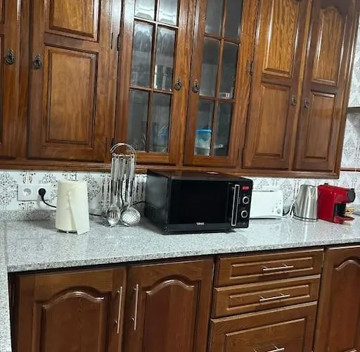 Casa Oliveiras * סלוריקו דה באשטו