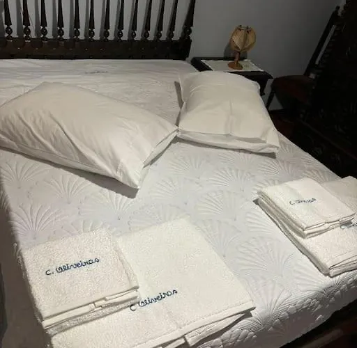 בית נופש Casa Oliveiras סלוריקו דה באשטו